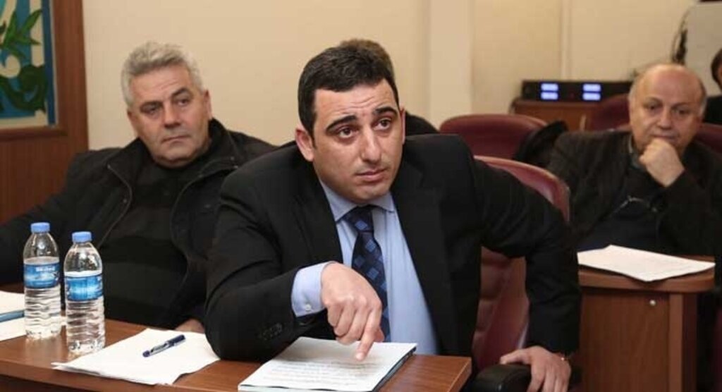 Erkan Akyüz CHP'den istifa etti!