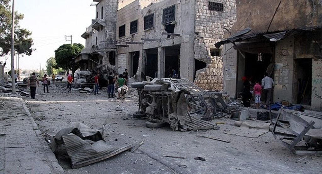 Esed güçleri yine 'varil bombasıyla' saldırdı