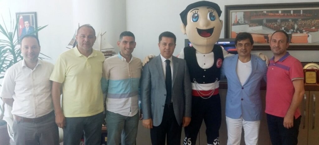 Fatih Öztürk Maskot Çakır'ı ağırladı