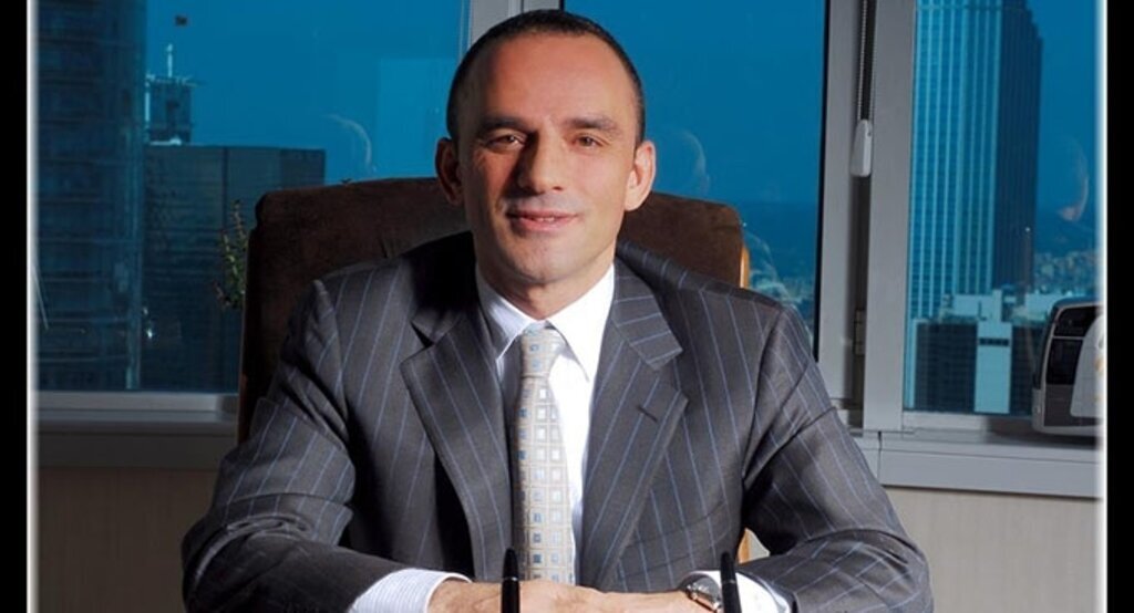 Galip Öztürk’ten Koç Ailesi’ne başsağlığı mesajı