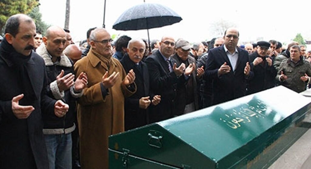 Gazeteci Ferruh Çetin son yolculuğuna uğurlandı