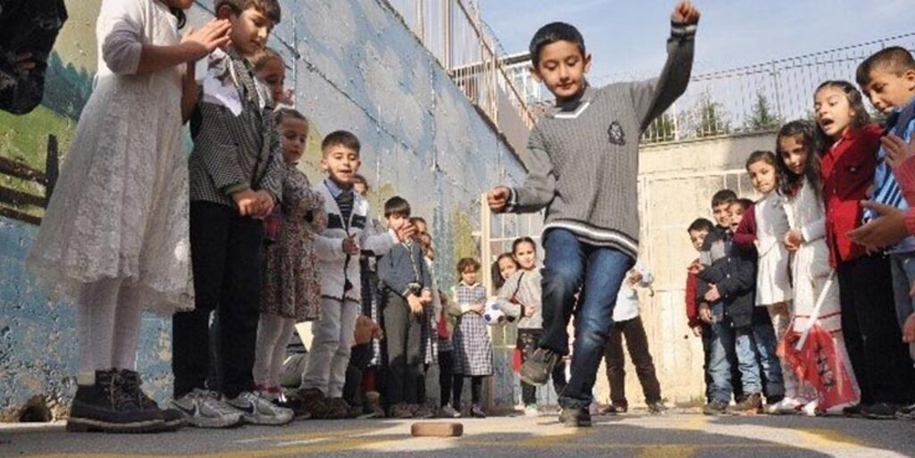 Geleneksel çocuk oyunları motifleri İlkadım'da yaşatılıyor!