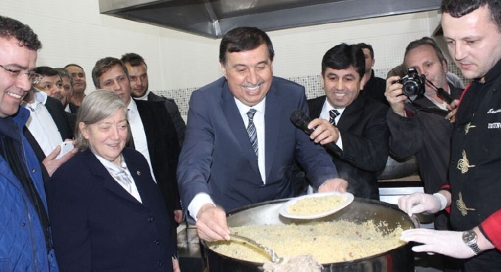 Geleneksel Tirit Gecesi'ne yoğun katılım