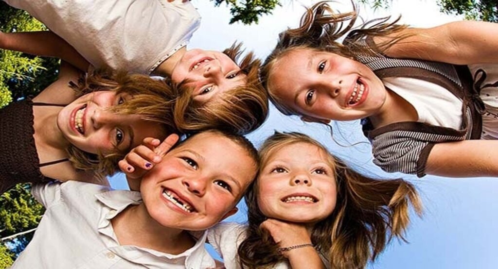 Gençler yaz boyunca hem eğleniyor hem öğreniyor