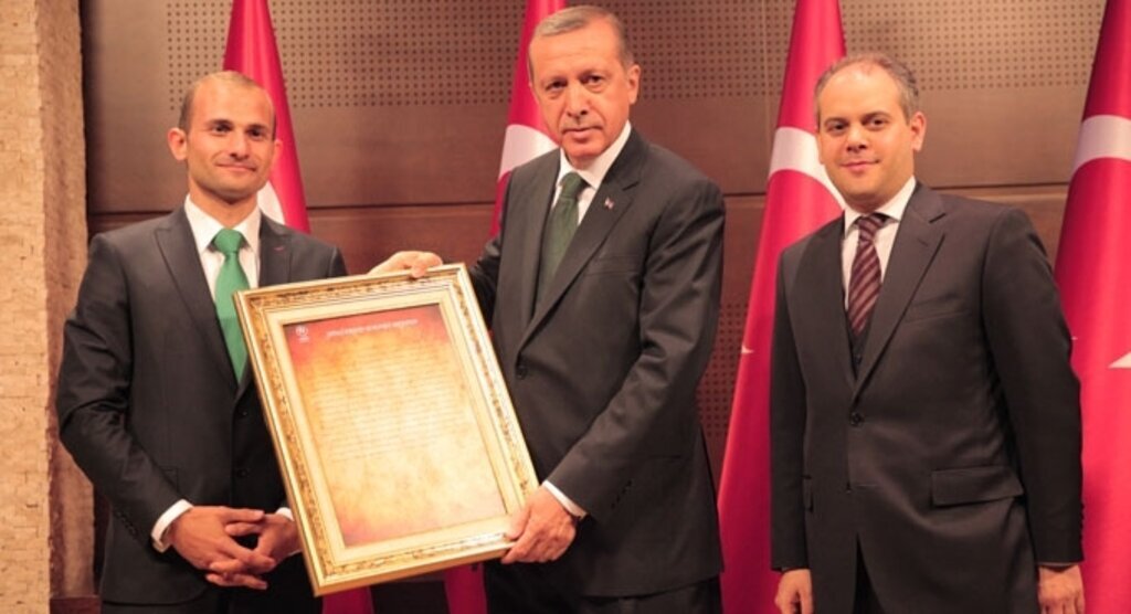 Gençlerden ecdada 100. yılda 100 bin mektup