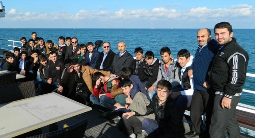 Gençlerin Samsunum 1 Gemisi ile Karadeniz keyfi
