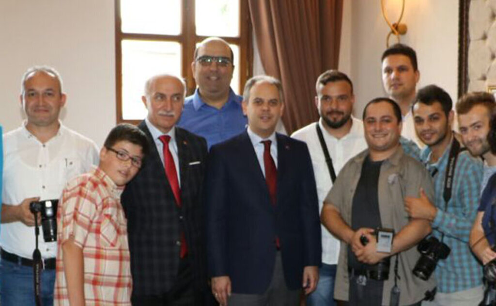 Gençlik ve Spor Bakanı Akif Çağatay Kılıç'tan bayram mesajı