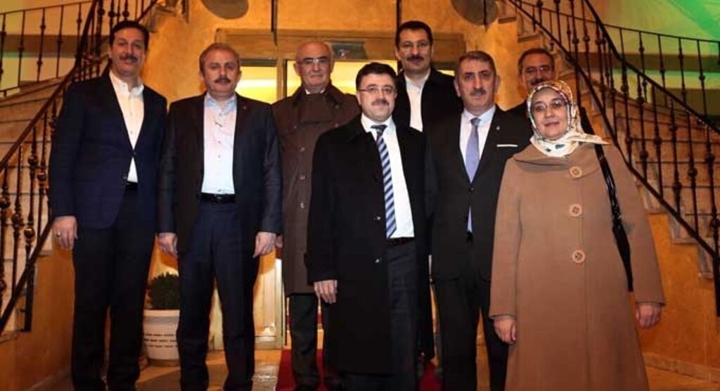 Genel Başkan Yardımcısı Şentop Acem Tekkesi'ne hayran kaldı