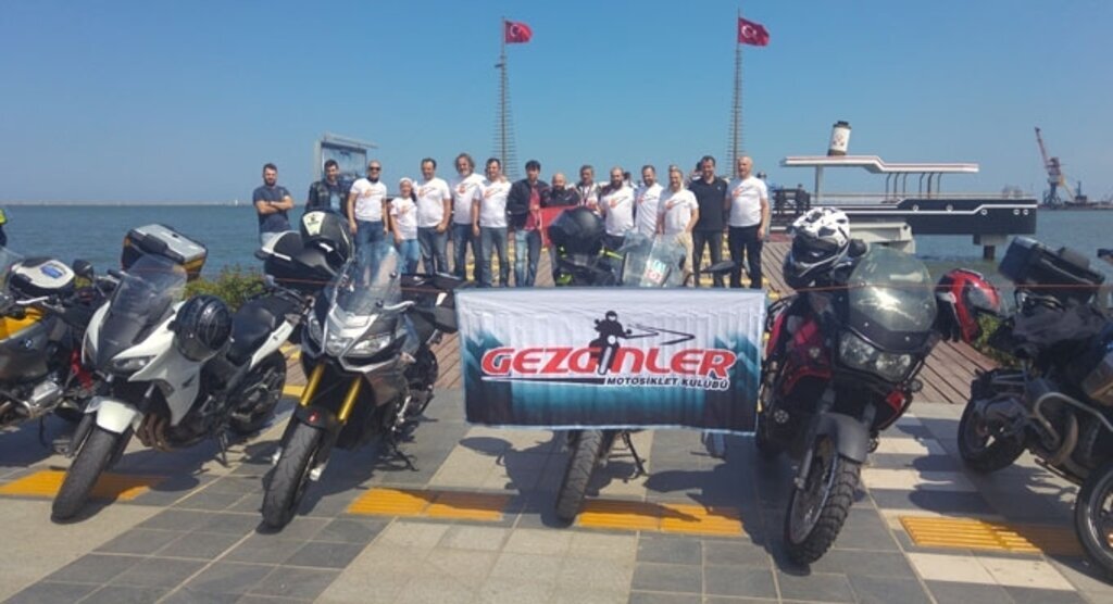 Gezginlerden 30 Ağustos kutlaması