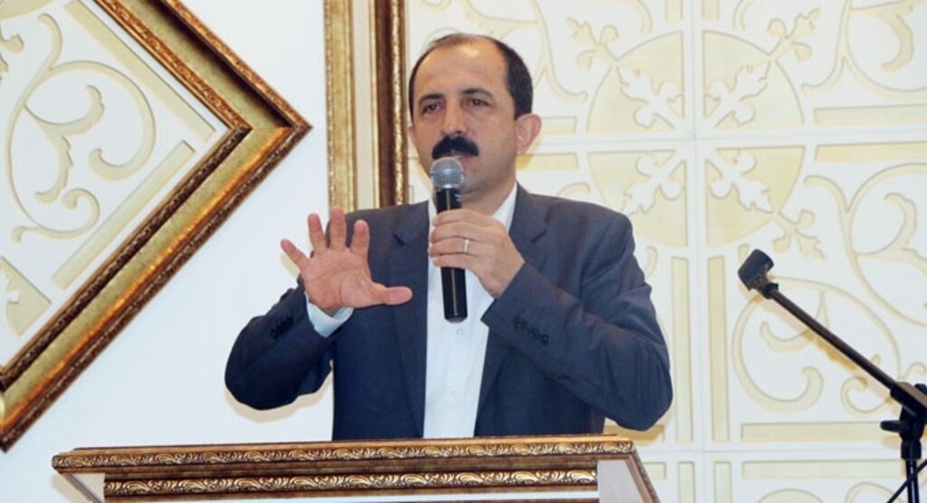 Göksel: Bir olmalıyız, diri olmalıyız