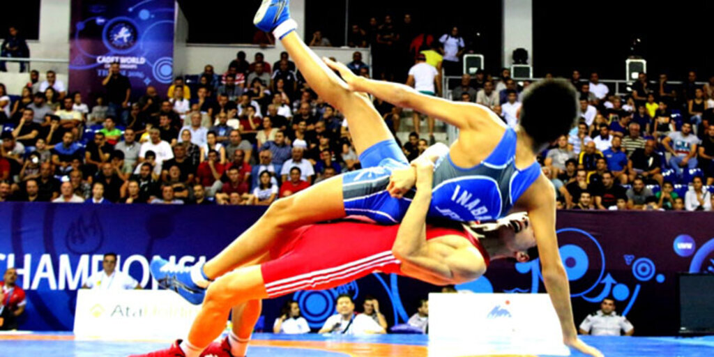 Grekoromen Milli Takımdan bayram hediyesi