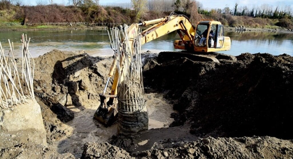 Hacılıçay Köprüsü Mahalleleri kavuşturacak