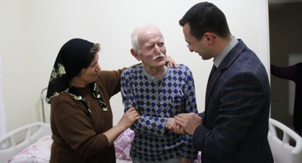 Hamamözü Kaymakamlığından yatalak hastalara yatak yardımı