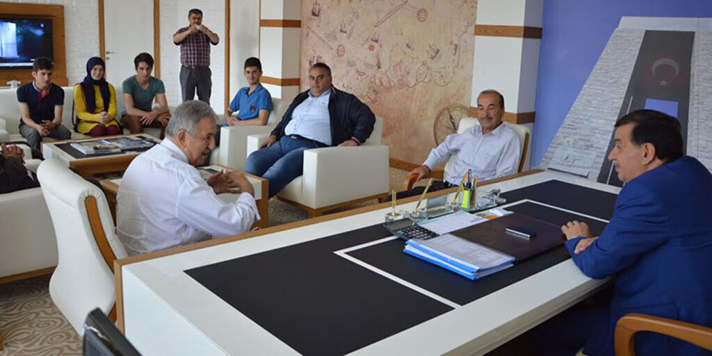 Havza Belediye Başkanı İkiz'e makamında ziyaret