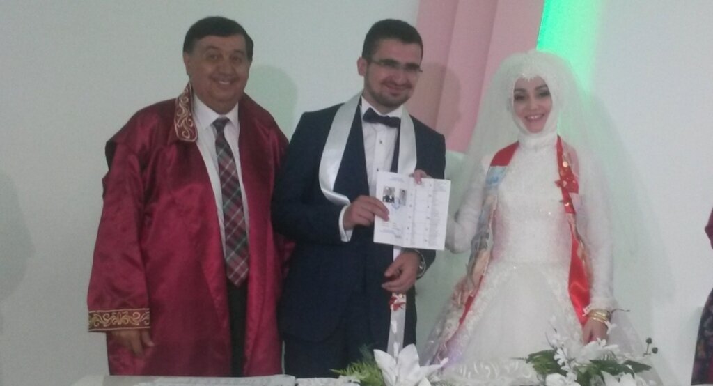 Havza Belediye meclis üyesi kızın evlendirdi