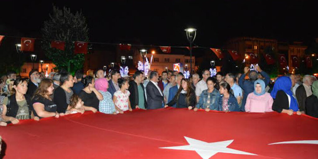 Havza'da darbe girişimine tepkiler devam ediyor