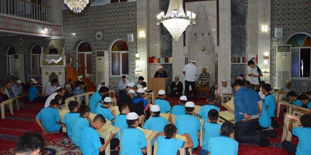 Havza'da darbe girişiminde şehit düşenler için hatip programı düzenlendi