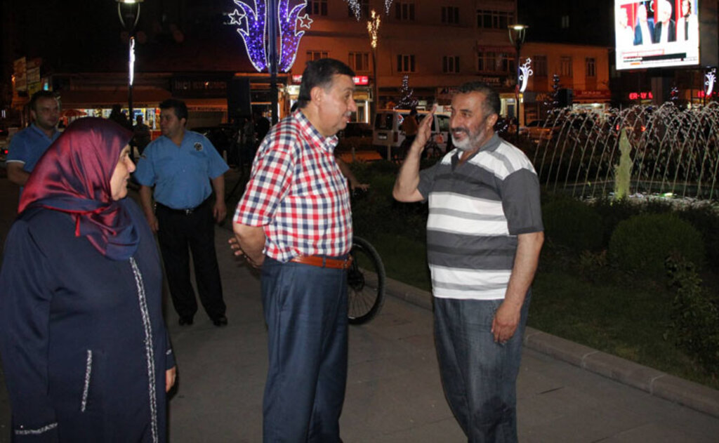 Havza'da demokrasi nöbetine devam 