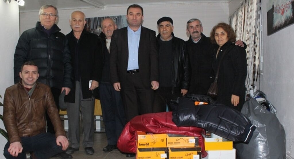 Havza'da ihtiyaç sahibi öğrencilere giyim yardımı