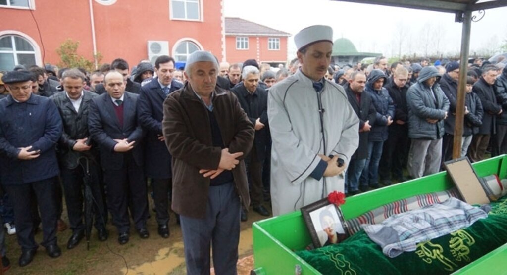 Hayatını kaybeden 14 yaşındaki Kerem Kökten'in cenazesi toprağa verildi