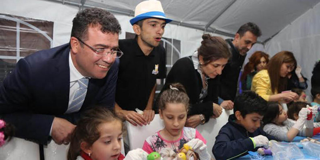 Hem eğleniyorlar hem öğreniyorlar