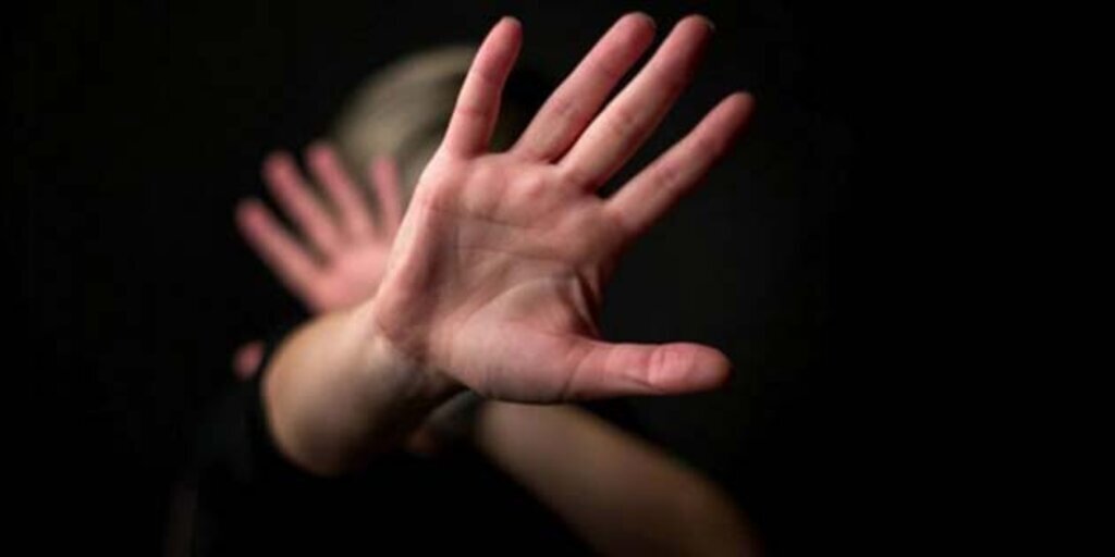 Her 3 kişiden 1’i taciz ve tecavüze uğrayan birini görsem “müdahale etmem” dedi!