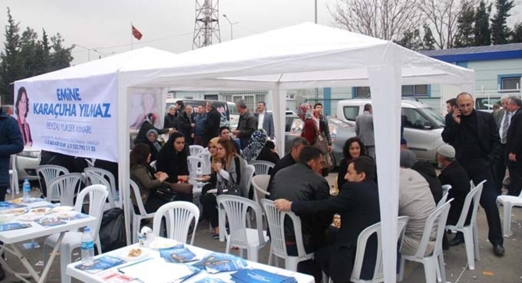 Herkes bu çatının altında buluştu!