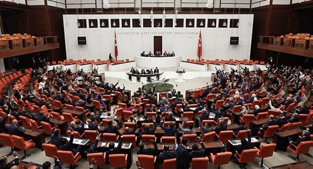 Hükümetin 23 Ağustos'a kadar kurulması gerekiyor