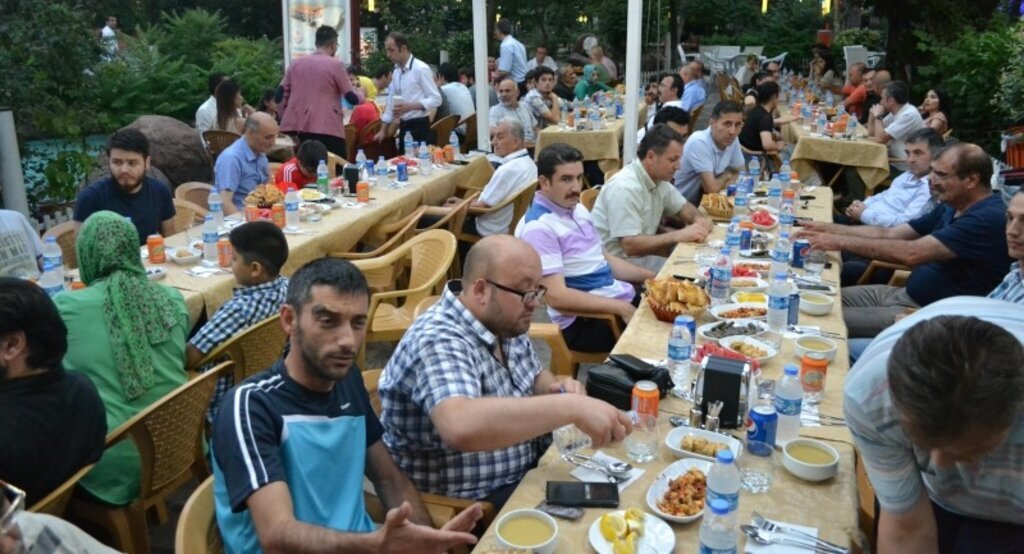 İlkadım Belediyesi'nden basına iftar