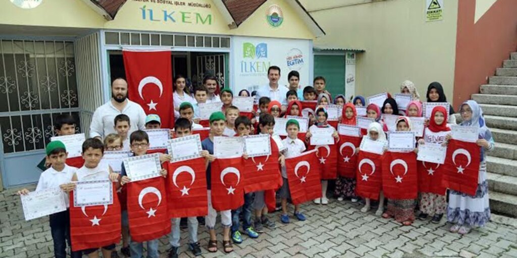 İlkadımlı miniklerin belge heyecanı