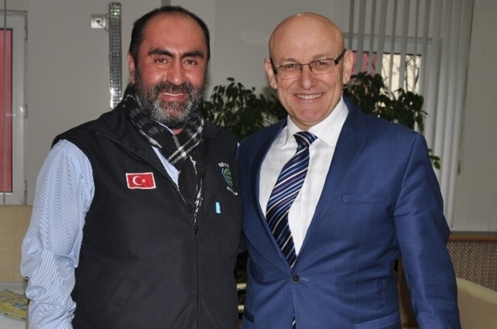 İnsani Yardım Vakfından Başkan Kul’a Ziyaret