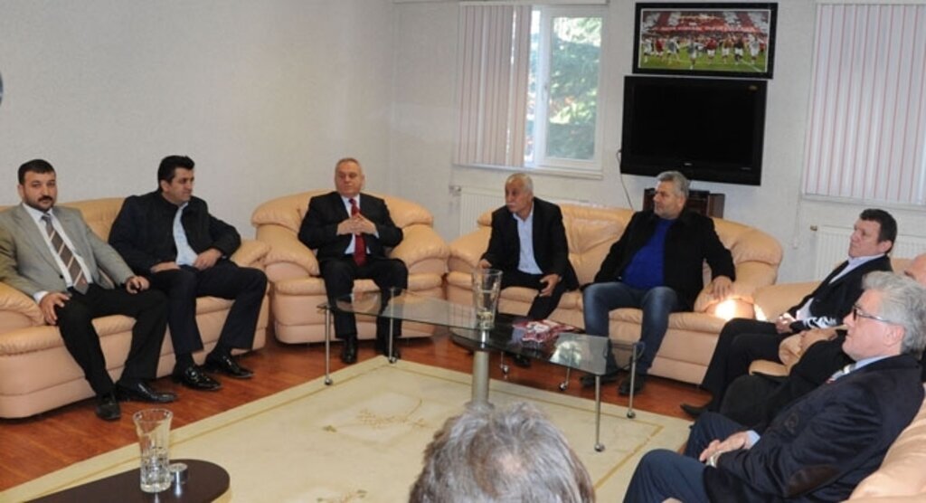 İşadamı Ahmet Yılmaz'dan Samsunspor'a ziyaret