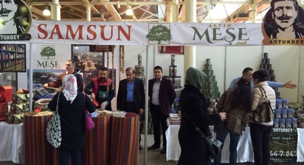 İstanbul Feshane de Altın Meşe Park rüzgarı