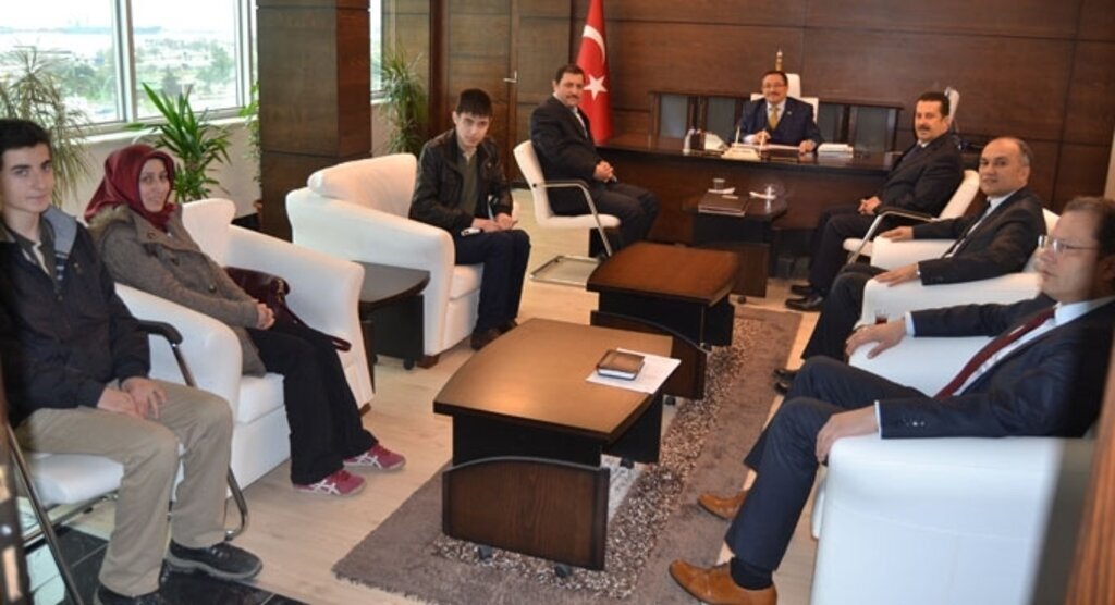 Judo Şampiyonu birincisinden Kaymakam Atlamaz'a ziyaret