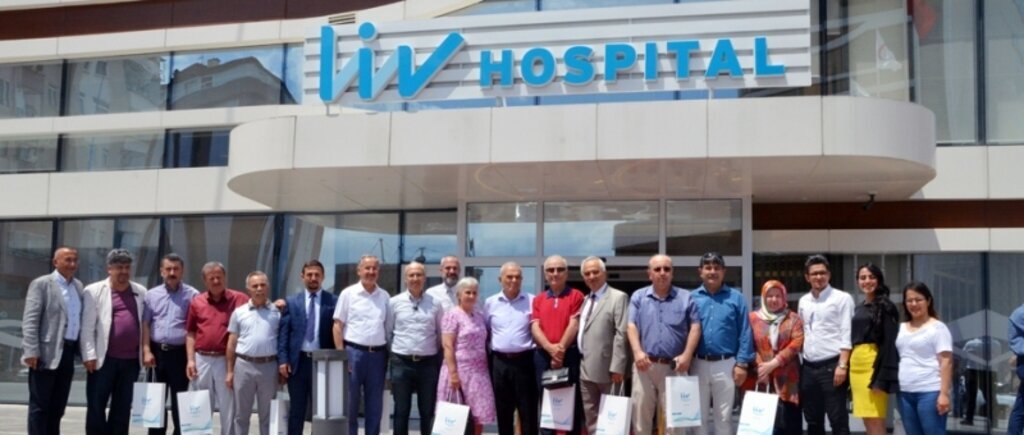 KADEF'ten Liv Hospital'a ziyaret