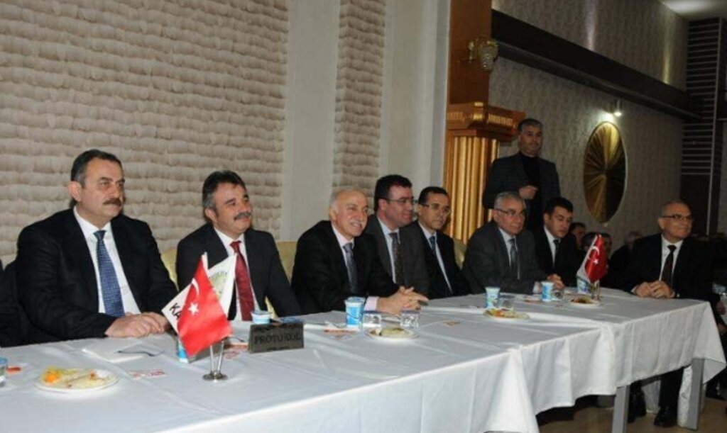 KADEF'ten tirit gecesi