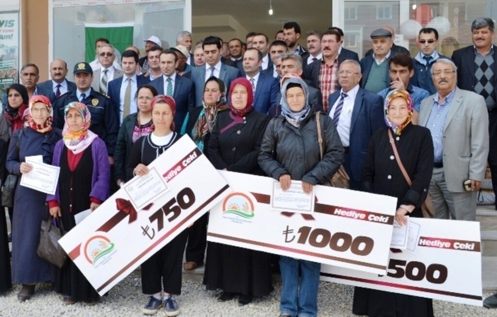 Kadın Çiftçilerimiz Ladik’te Yarıştı