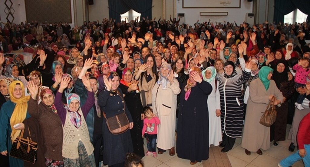 Milletvekili Karaaslan: 'AK Parti Kadınların omuzlarında yükseldi'