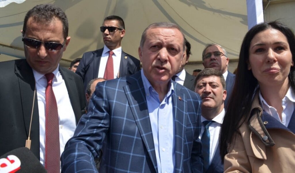 Karaaslan, Cumhurbaşkanı ve Başbakan ile birlikte Diyarbakır'da