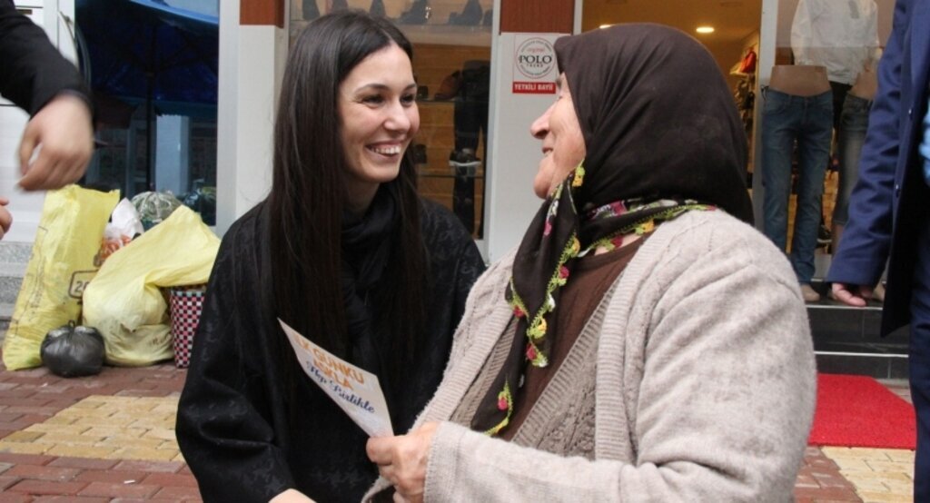 Karaaslan: 'Hepimizin taşın altına elimizi koymamız lazım'