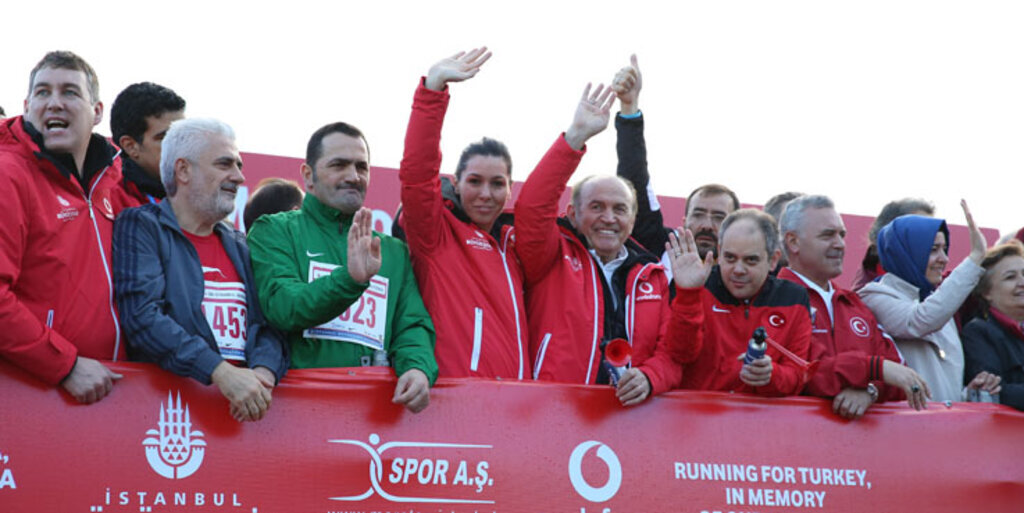 Karaaslan İstanbul Maratonu'na katıldı