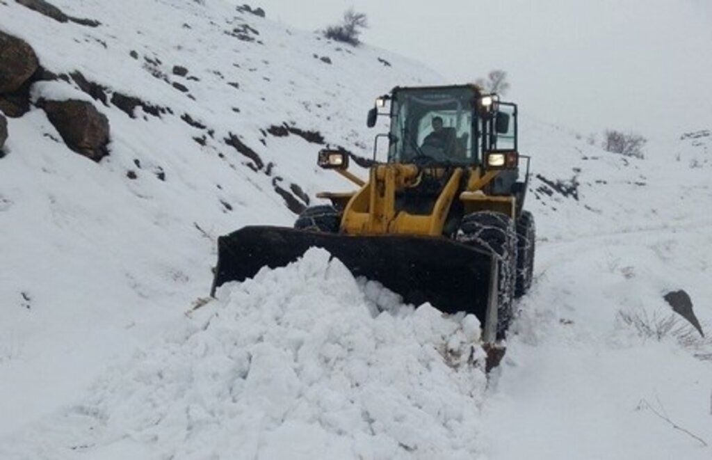 Karabük'te 30 köy yolu kar nedeniyle kapandı