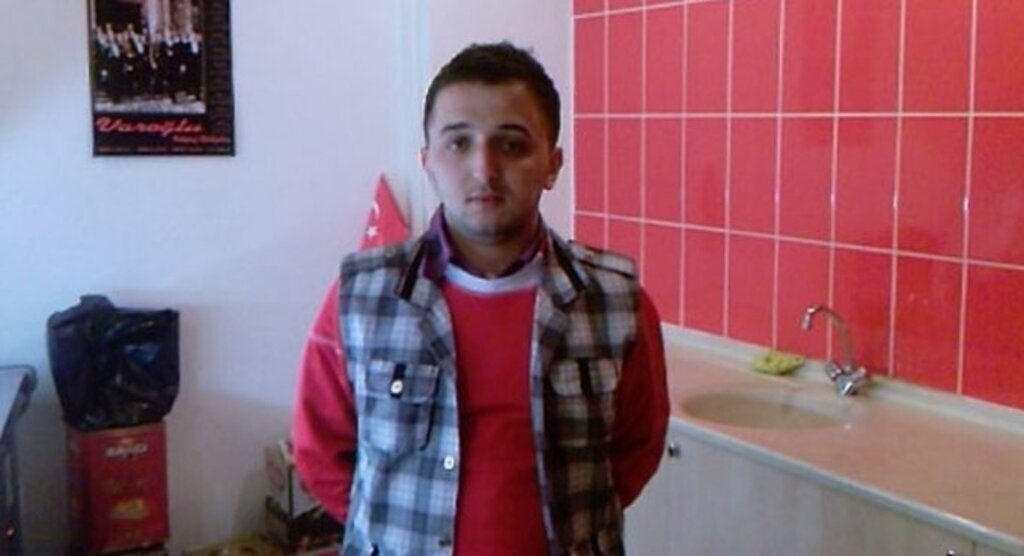 Kasiyer Murat Demir'in öldürüldüğü soygun girişimi güvenlik kamerasına yansıdı