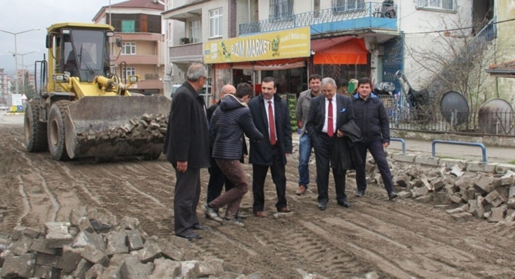 Kavak'ta Alt Yapı Çalışmaları Devam Ediyor