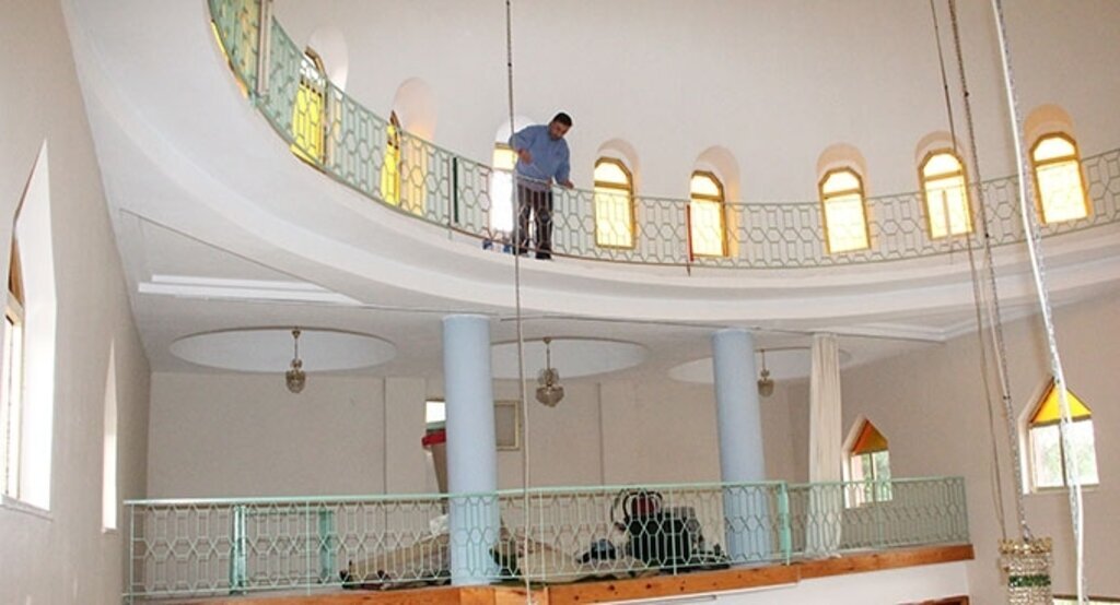 Kavak'ta Camiler'de Boya-Badana çalışmaları yapılıyor