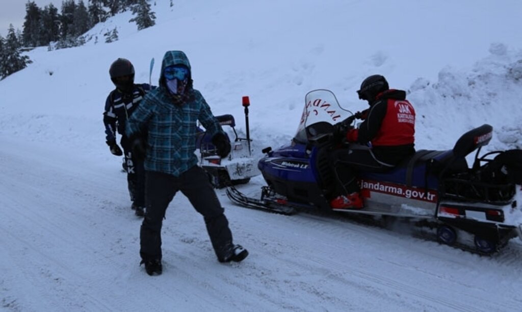 Kayıp tatilciler, ağaçlardaki kod sayesinde bulundu