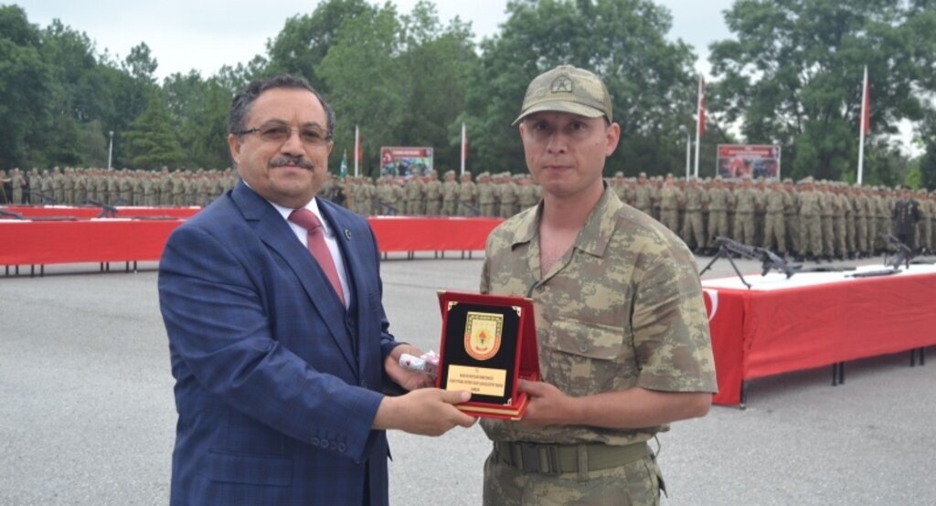 Kaymakam Atlamaz kısa dönem erlerin yemin töreni’ne katıldı