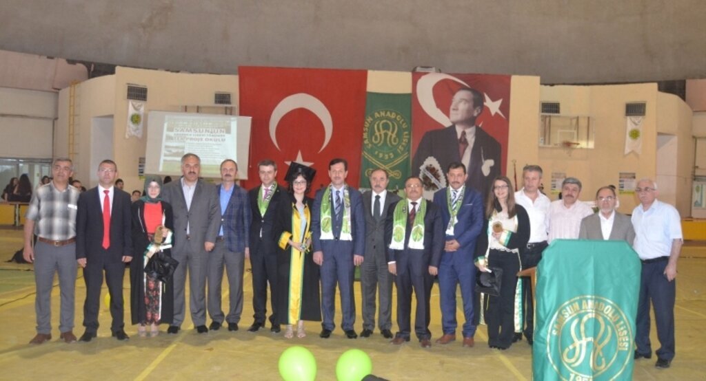 Kaymakam Atlamaz mezuniyet töreni heyecanlarına ortak oldu