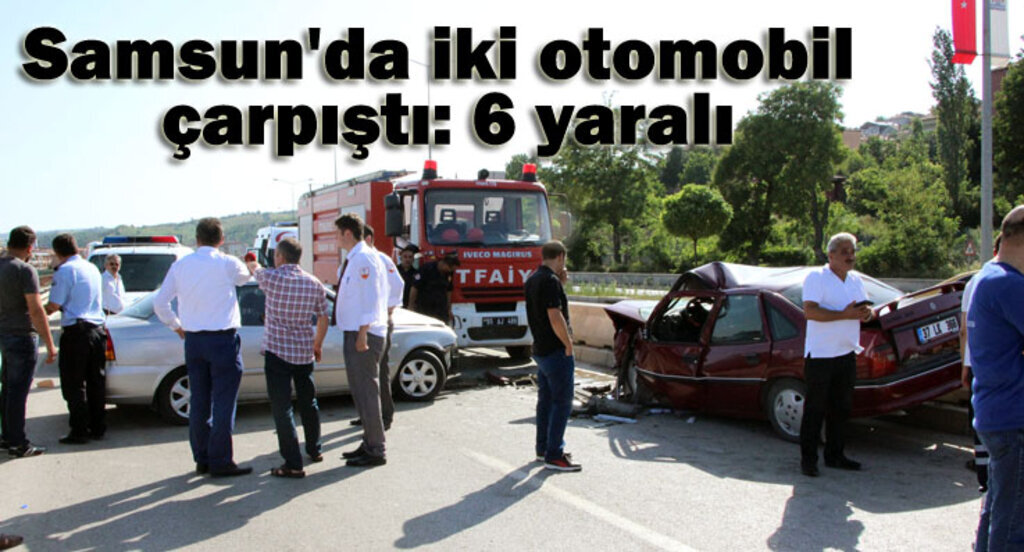 Kazada araçta sıkışan yaralıları İtfaiye çıkardı