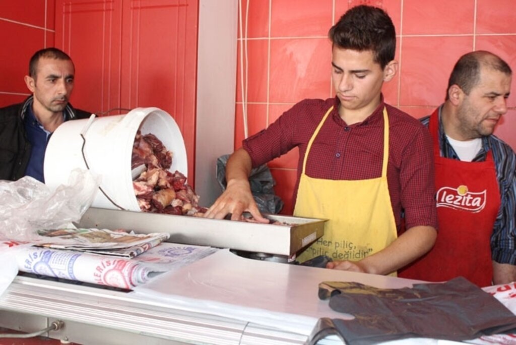 Kıyma mesaisi başladı
